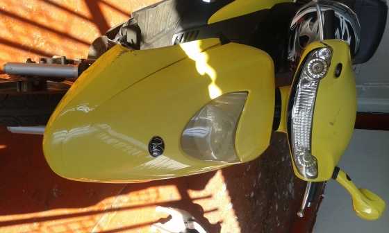 Voka XR 125cc Scooter