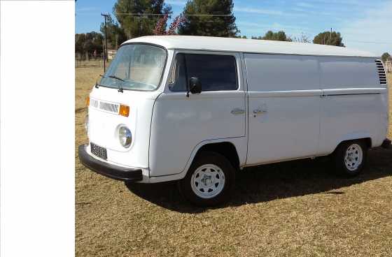 Volkswagen Bay Window Camper  Panelvan Kombi.