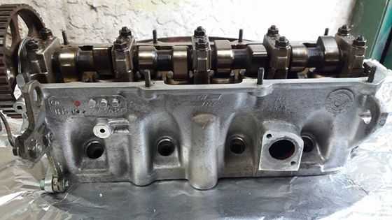 Volkswagen Golf 16001800 Cylinder head