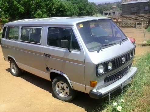 volkswagen microbus for sale in good condition,contact justice on 0731679010