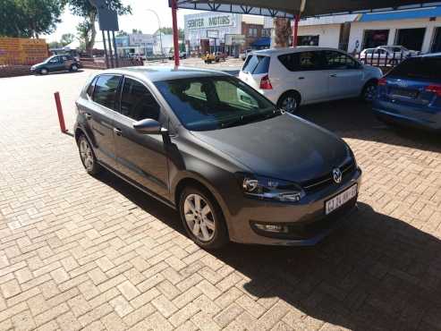 Volkswagen Polo 1.6 Comfortline 2013