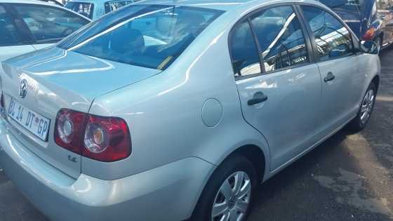 Volkswagen  Polo  Vivo  1.4   2010