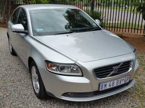 Volvo S40 2.0i Facelift Manual 2009