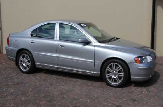 VOLVO S40 2.4I 2005