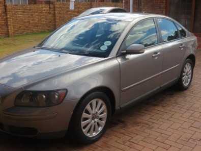 Volvo S40