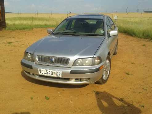 volvo S40 T4