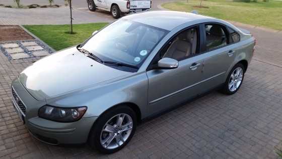 Volvo s40d5 to swop for suv