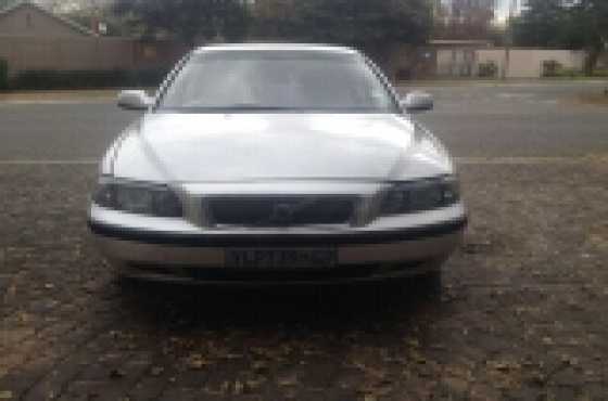 volvo s6o for sale