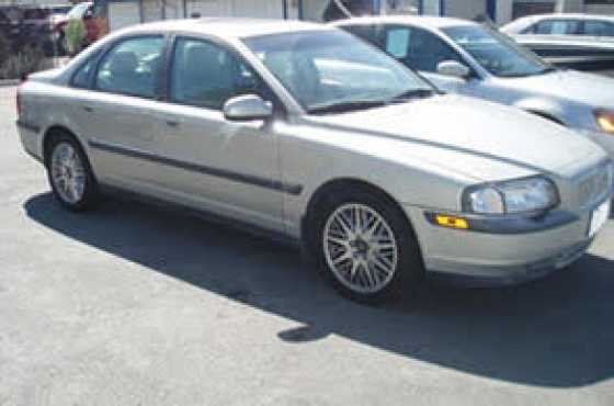 Volvo S80 T6  2000 model