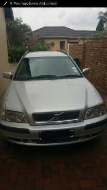 Volvo V40 2002001 EXCELLENT condition