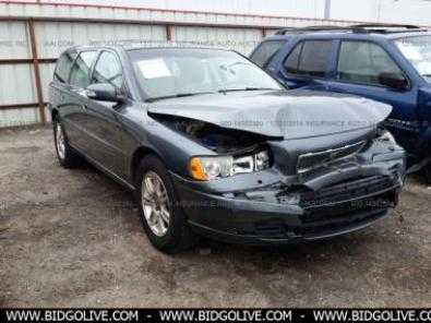 VOLVO V70 SPARE PARTS FOR SALE