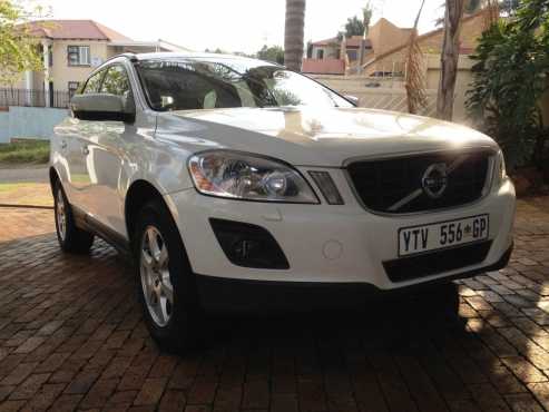 VOLVO XC60 2.4D