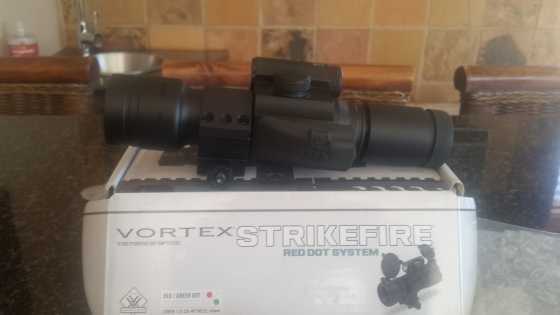 Vortex Strikefire redgreen dot sight brand new