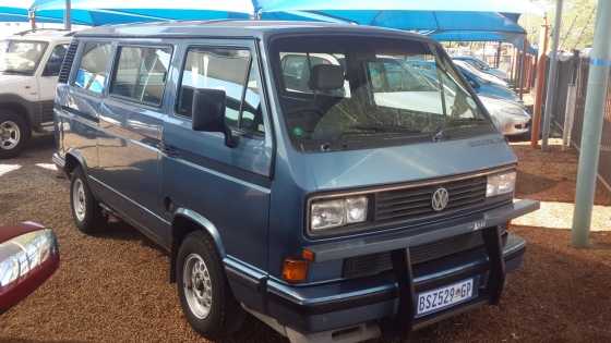 VW Caravelle 2.0i