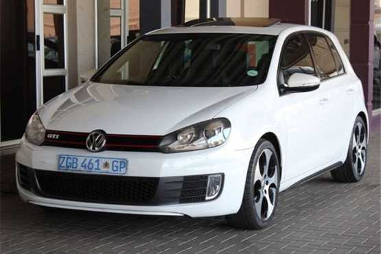 VW Golf VI GTi 2.0TSi DSG