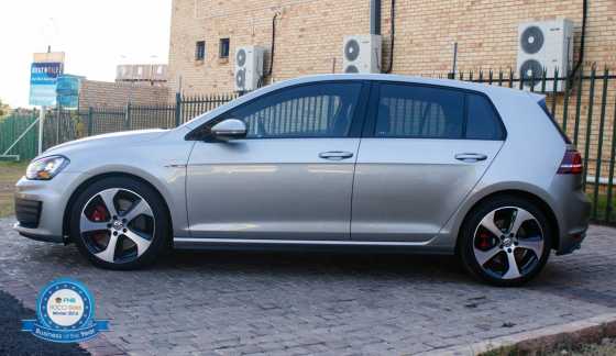 VW Golf Vll GTi 2.0  TSi DSG Performance