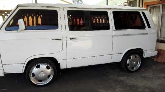 vw microbus 2.6i model 2003