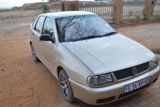 VW POLO 1.4i