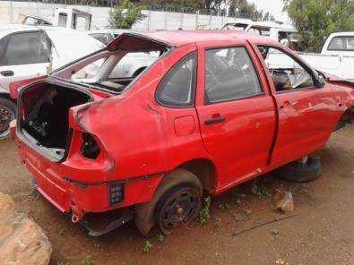 VW Polo Classic breaking for parts