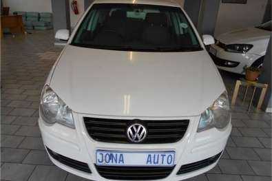 VW POLO COMFORTLINE 2004 1.6 Manual Gear 86,000KM