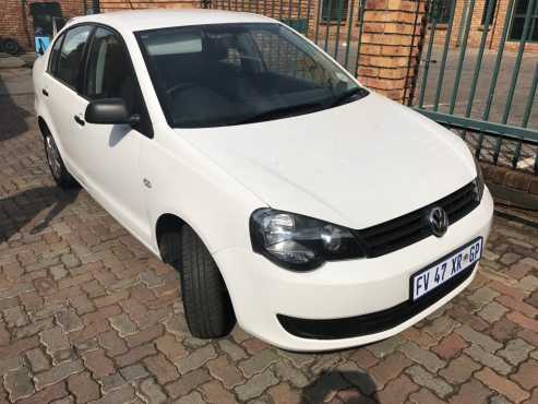 vw polo vivo 1.4 trendline sd 2011 model