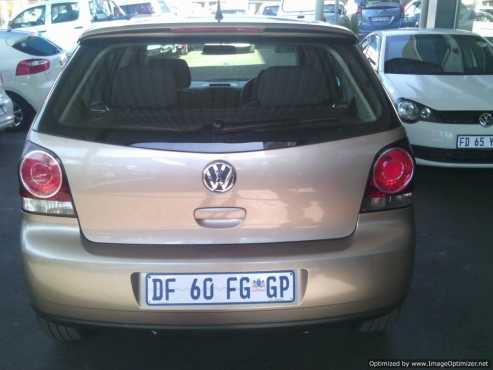 VW Polo Vivo 2014 1.4 Engine Capacity 5Doors, Factory AC, CD Player, Central Locking, Gold in Colo