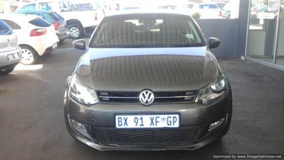 Vw Polo6 1.4 Comfortline  Model 2012 with 4 Doors, Factory AC and CD Player, Central Lucking, Grey