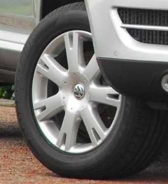 VW TOUAREG PORSCHE CAYENNE RIMS URGENT SALE