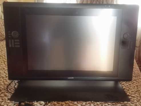 Wacom Cintiq 24HD 24 Touch Plz No Scamers