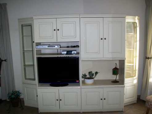 Wall Unit