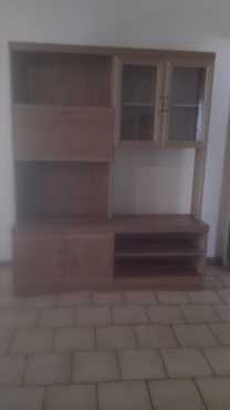 Wall unit