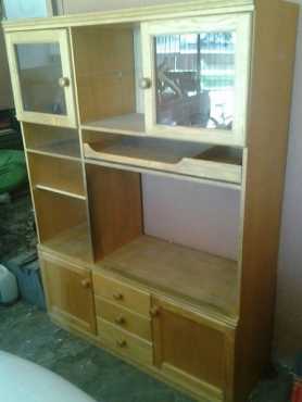 Wall unit