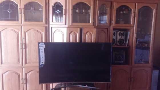 Wall unit Solid Oak R10000