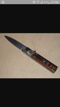 Wanted leverlock switchblade