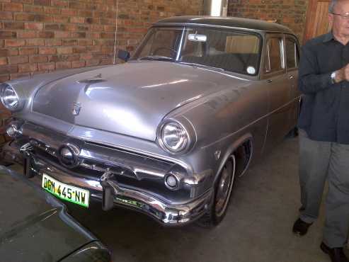 wanted old car and bakkies to buy