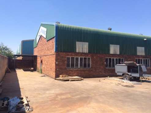 WAREHOUSE  FACTORY TO LET IN GATEWAY INDUSTRIAL PARK, CENTURION