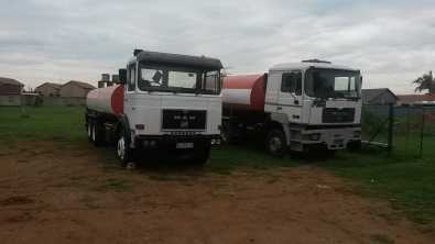 Water tanker water truck 18000L for hire