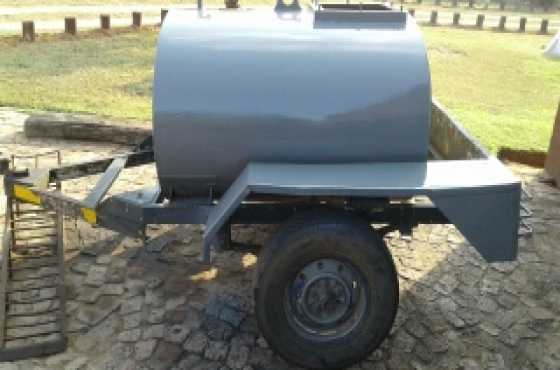 Water trailer 1000l