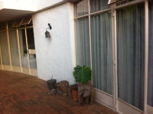 waterkloof garden flat