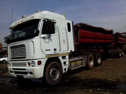 WE ARE AGENTLY LOOKING FOR 34 TON SIDETIPPERS