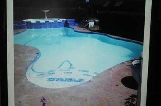 WE BUILD AND REPAIR FIBREGLASS SWIMMING POOLS