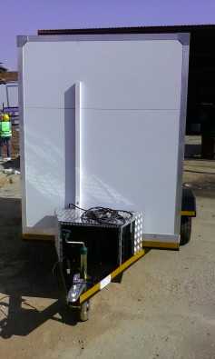 We manufacture and selling mobile cold room traile