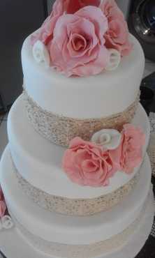 Wedding Cake Special R2500 for 3 Tiers