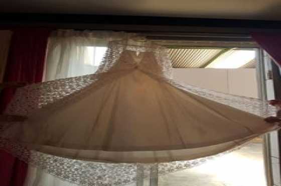 Wedding dress