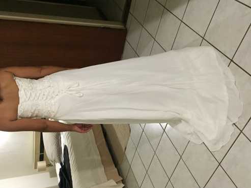 Wedding dress