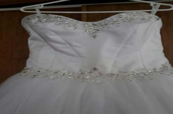 Wedding dress BRAND NEW STELLA YORK Design FOR SALE Special Price