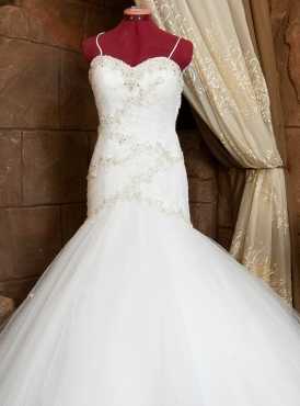 WEDDING DRESS -(DEA) RONALD JOYCE