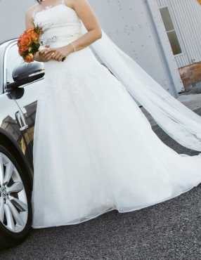 Wedding dress for sale