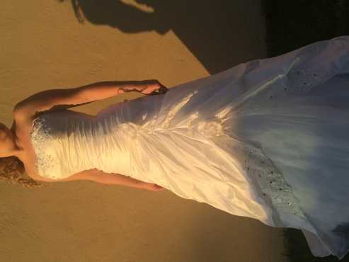 Wedding dress for sale