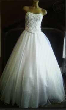 WEDDING DRESS for sale